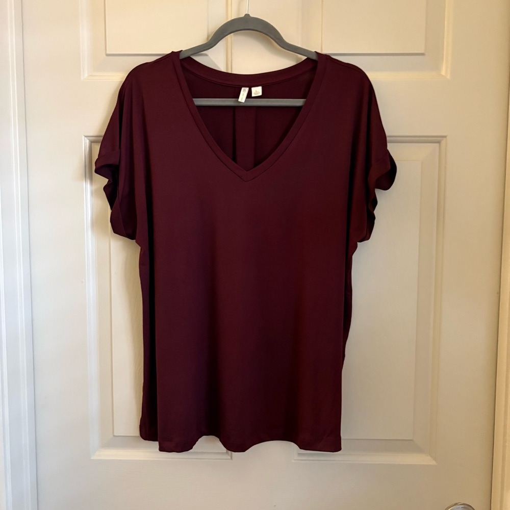 Burgundy V Neck Short Sleeve Tee XL Soft Stretch Casual Top